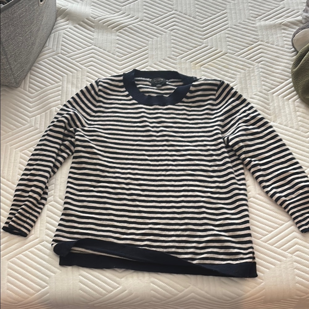 Jcrew Cashmere Blue and White Striped Sweater size M
